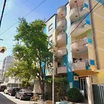 아파트 Seaside Deluxe For Long Term Durrës