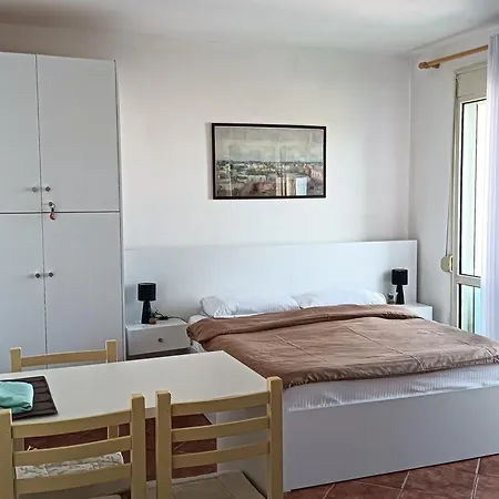 Apartment Seaside Deluxe For Long Term
