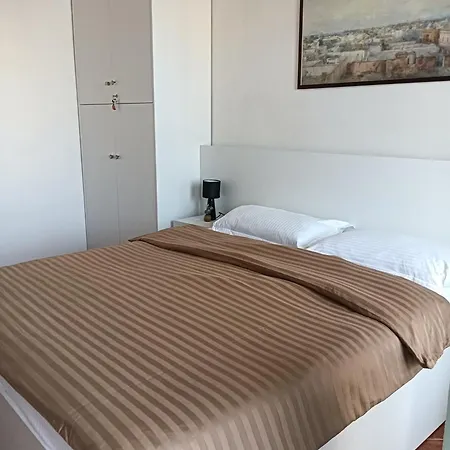 Seaside Deluxe * Durrës